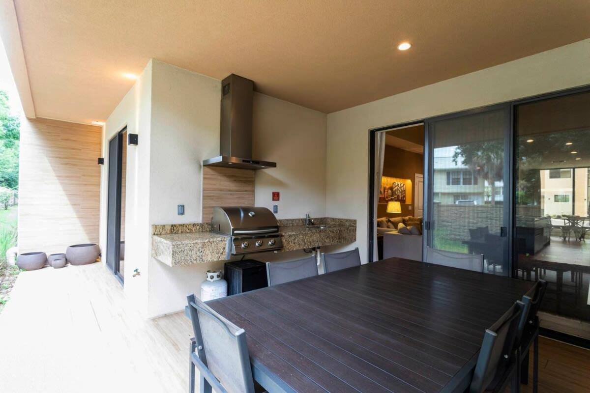 Stunning 4 Bd Close To Disney @ Magic Village Resort 7537 Orlando Luaran gambar